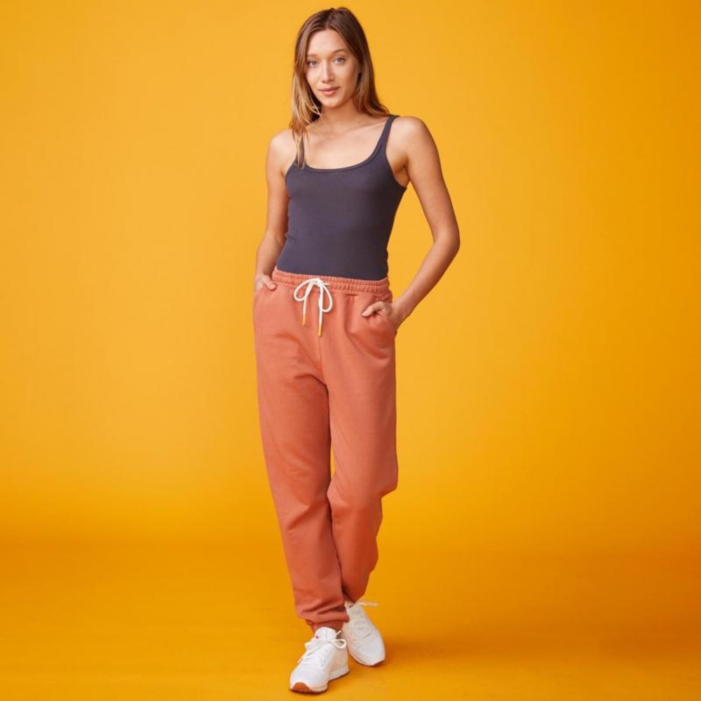 NWT L Monrow 90’s Classic Jogger